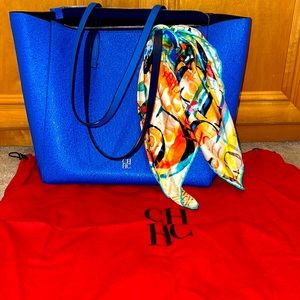 Carolina Herrera Handbag, New with no tags (never used before)